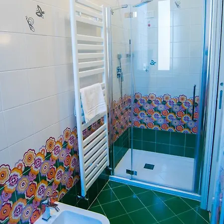 Couette-café Regina Margherita 4*